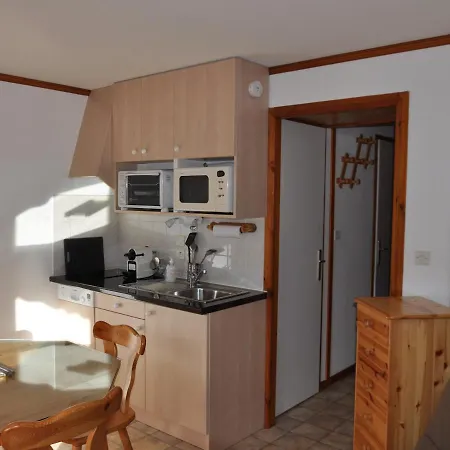 公寓 A Avec Balcon Et Parking - Fr-1-693-23